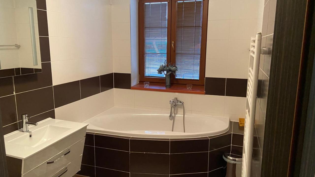 4Rooms Roztoky Exterior photo